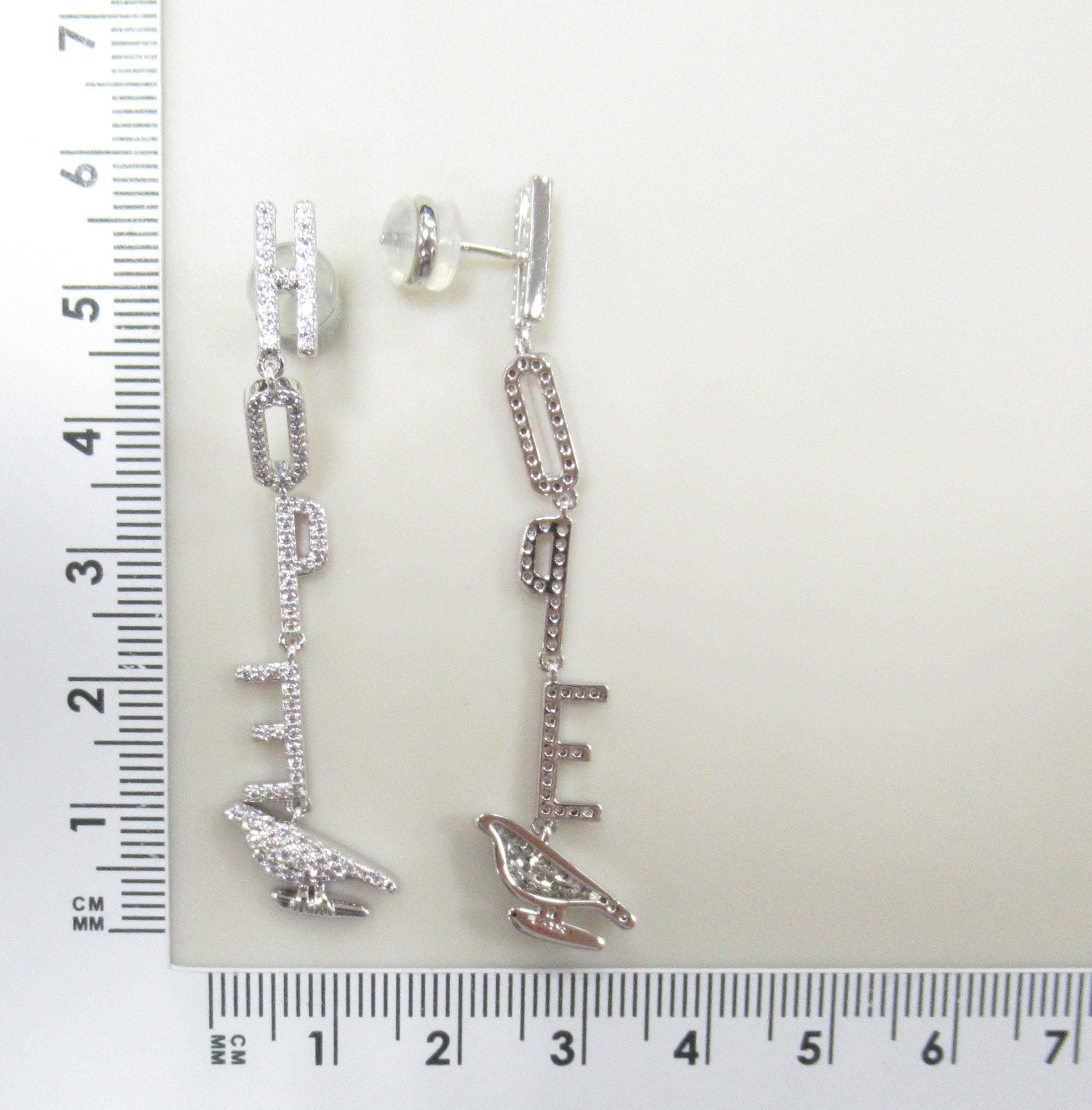 Серьги из латуни; " HOPE"; вставки Куб. Цирконий бесцв.;